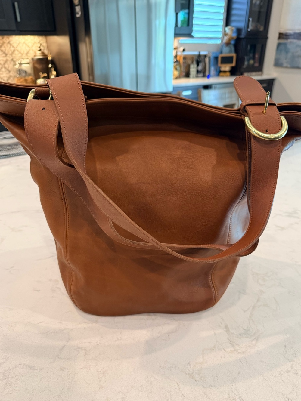 Vintage Coach Soho Tan/Camel Leather Shoulder Bag